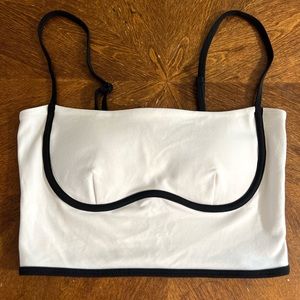 Alo Airbrush Streamlined Bra Tank Top.  New, Never Worn, No Tags.  Size - Medium